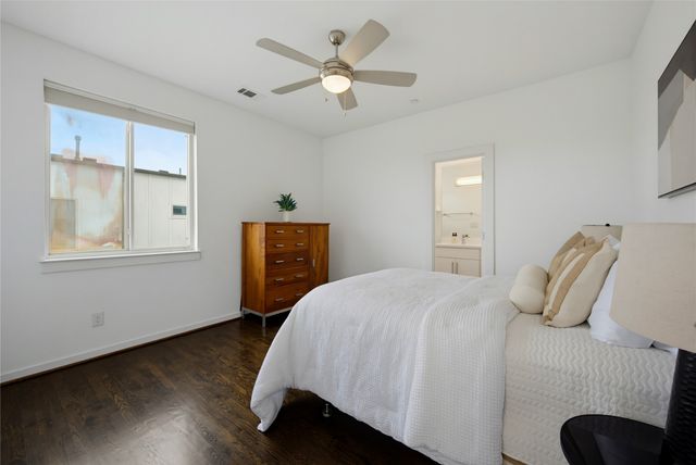 1915 Summit Avenue 1, Dallas, TX 75206