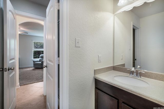 1648 SUN LEDGE WAY, New Braunfels, TX 78130