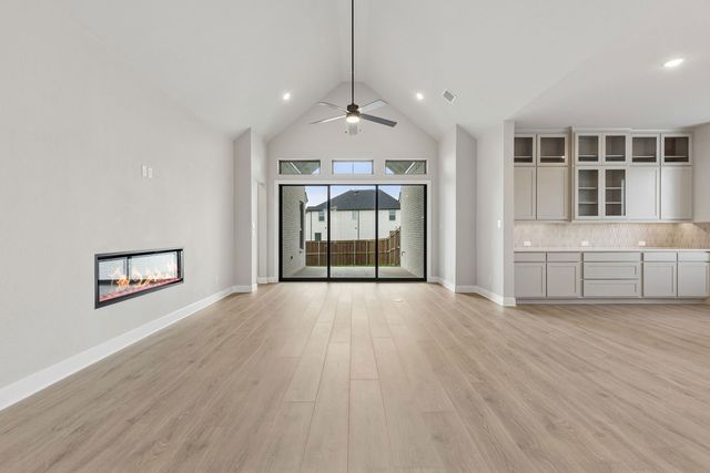 1104 Painted Lady Drive, Crowley, TX 76036