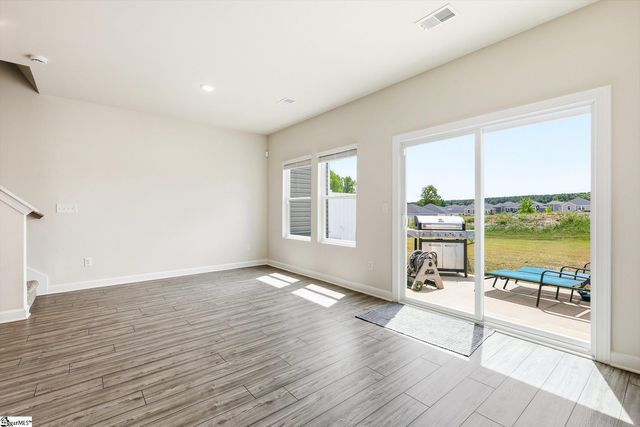 10 Rockshire Trail, Fountain Inn, SC 29644