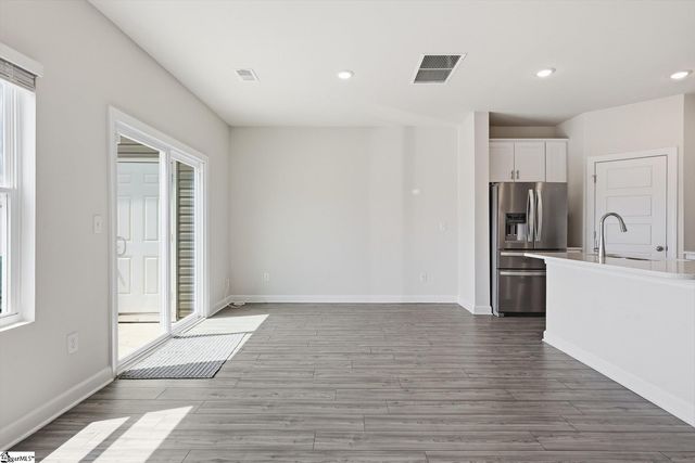 10 Rockshire Trail, Fountain Inn, SC 29644