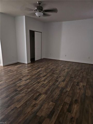 4409 Harlesden DR, Virginia Beach, VA 23462