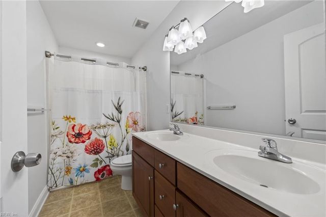 4409 Harlesden DR, Virginia Beach, VA 23462