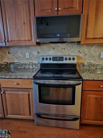 4409 Harlesden DR, Virginia Beach, VA 23462