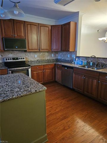 4409 Harlesden DR, Virginia Beach, VA 23462