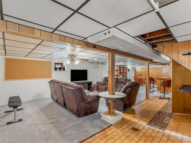 9028 Philo Avenue, St Louis, MO 63123