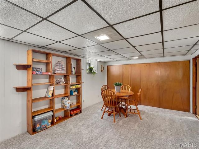 9028 Philo Avenue, St Louis, MO 63123