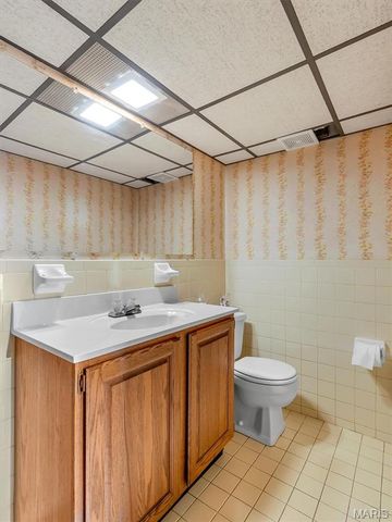 9028 Philo Avenue, St Louis, MO 63123