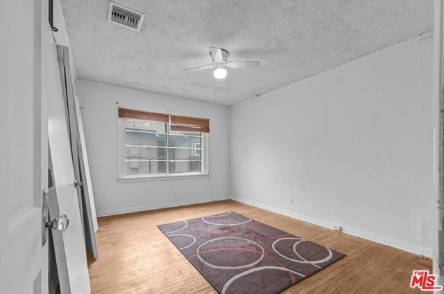 2904 W 84th Street, Inglewood, CA 90305