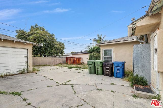 2904 W 84th Street, Inglewood, CA 90305
