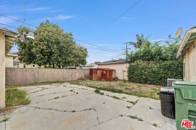 2904 W 84th Street, Inglewood, CA 90305