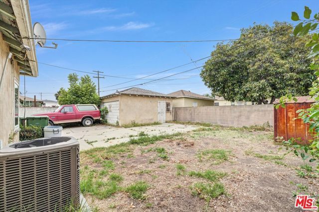 2904 W 84th Street, Inglewood, CA 90305