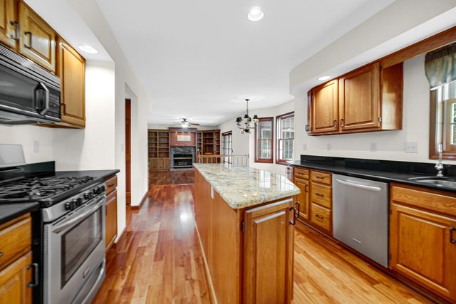 6712 Vienna Avenue, Portage, IN 46368