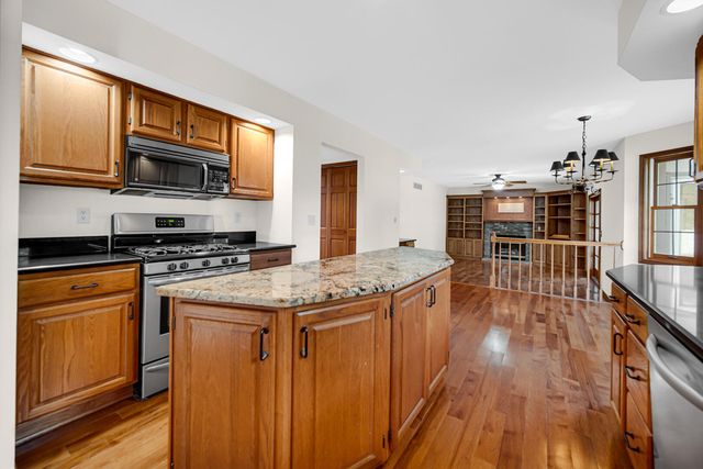 6712 Vienna Avenue, Portage, IN 46368