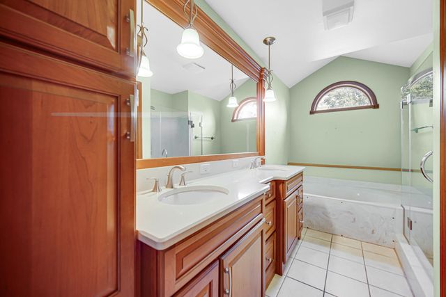 6712 Vienna Avenue, Portage, IN 46368