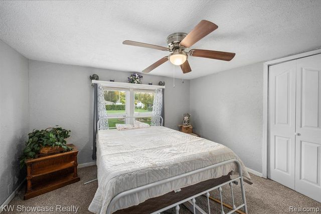 2916 Navarre Boulevard, Monroe, MI 48162