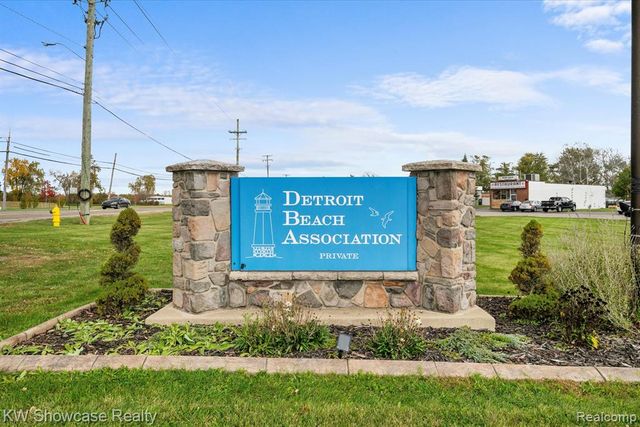 2916 Navarre Boulevard, Monroe, MI 48162