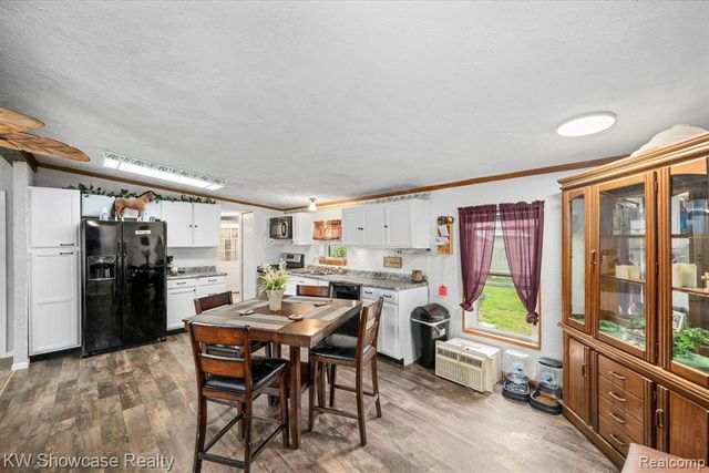 2916 Navarre Boulevard, Monroe, MI 48162