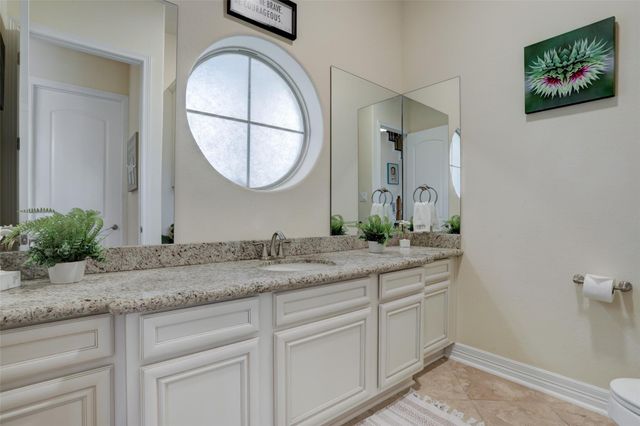 327 Twin Timbers Lane, Kemah, TX 77565