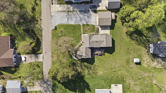 418 S Mayhew Street, New Buffalo, MI 49117