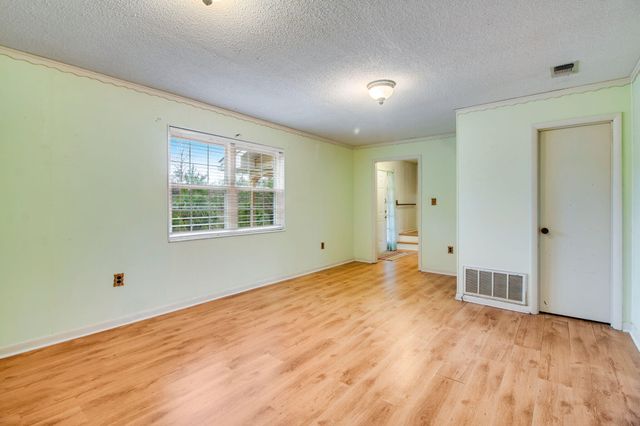 4362 Bob Sikes Road, Defuniak Springs, FL 32435