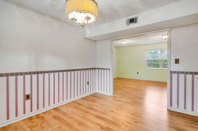 4362 Bob Sikes Road, Defuniak Springs, FL 32435