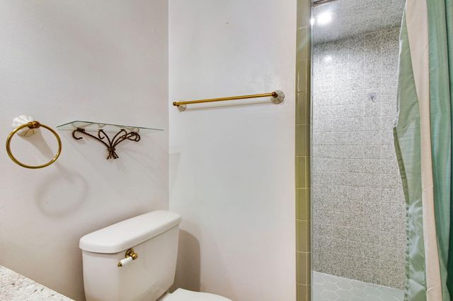 4362 Bob Sikes Road, Defuniak Springs, FL 32435