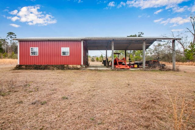 4362 Bob Sikes Road, Defuniak Springs, FL 32435