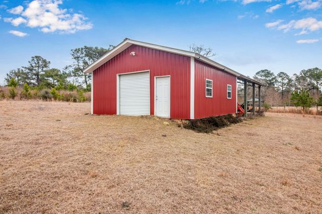 4362 Bob Sikes Road, Defuniak Springs, FL 32435