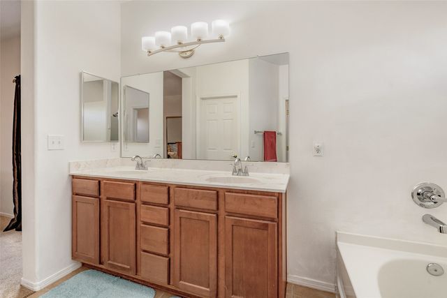 131 Carson Valley Way, Santa Fe, NM 87508