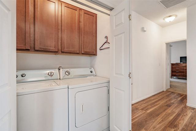 131 Carson Valley Way, Santa Fe, NM 87508