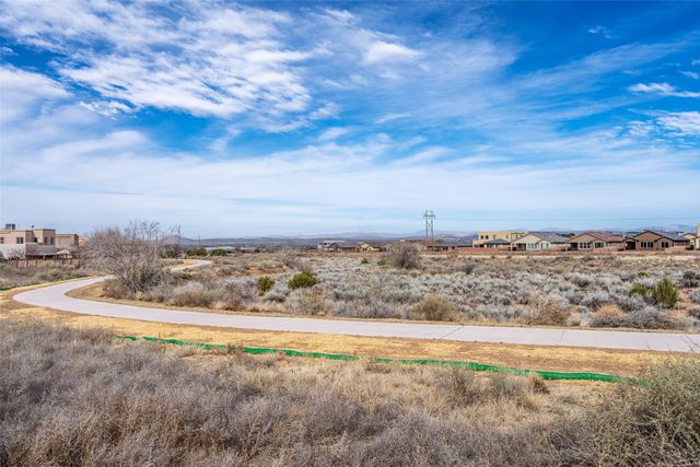 131 Carson Valley Way, Santa Fe, NM 87508