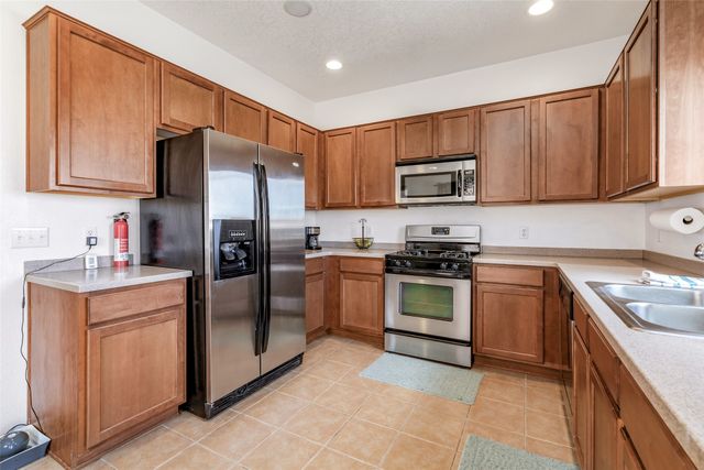 131 Carson Valley Way, Santa Fe, NM 87508