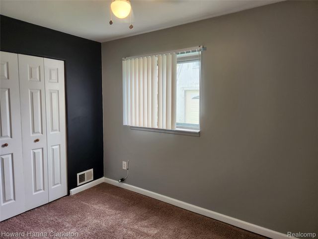 6679 Saline Drive, Waterford Charter Township, MI 48329