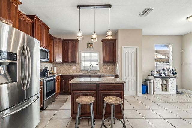 3712 CRYSTAL DEW STREET, Plant City, FL 33567