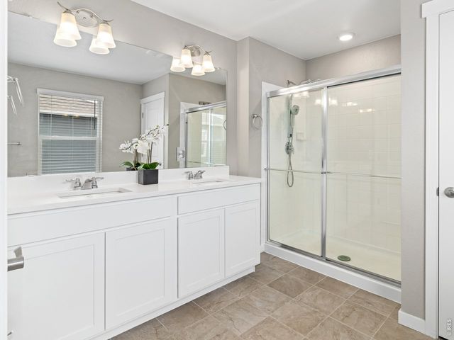 4510 Bishopsgate Dr, Windsor, CO 80550