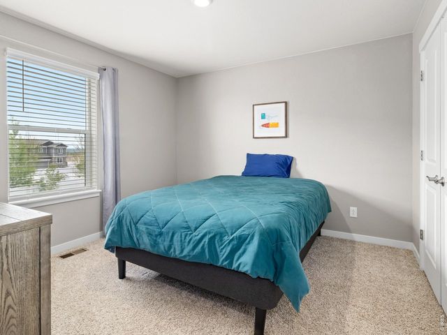 4510 Bishopsgate Dr, Windsor, CO 80550
