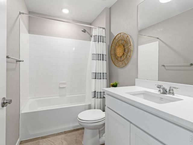 4510 Bishopsgate Dr, Windsor, CO 80550