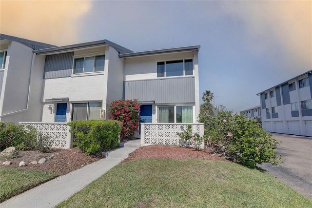 14800 WALSINGHAM ROAD 301, Largo, FL 33774