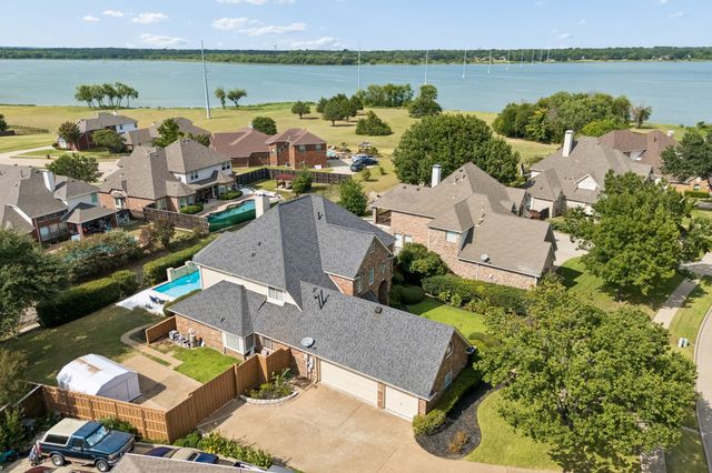 1513 Parkview Drive, Garland, TX 75043