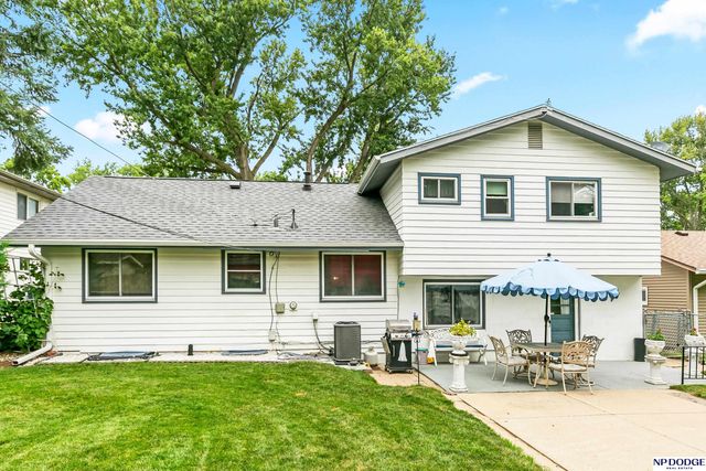 6725 S 82nd Street, Ralston, NE 68127