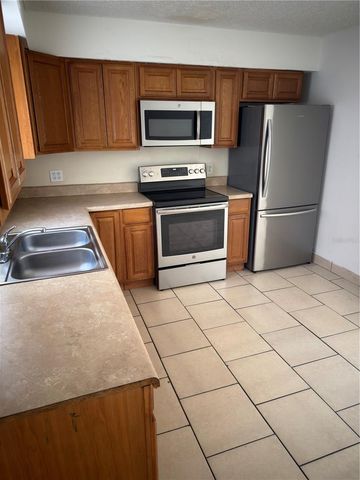 2463 CHESTNUT WOODS DRIVE, Lakeland, FL 33815