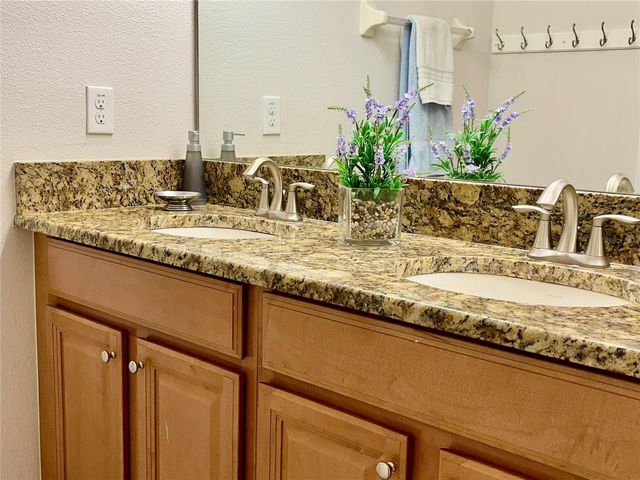 8964 CAT PALM ROAD, Kissimmee, FL 34747