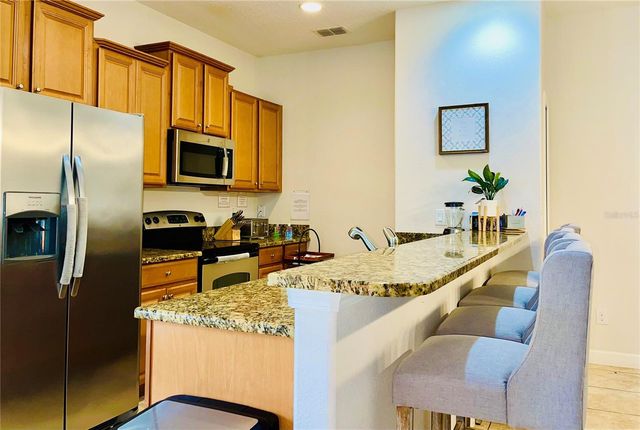 8964 CAT PALM ROAD, Kissimmee, FL 34747