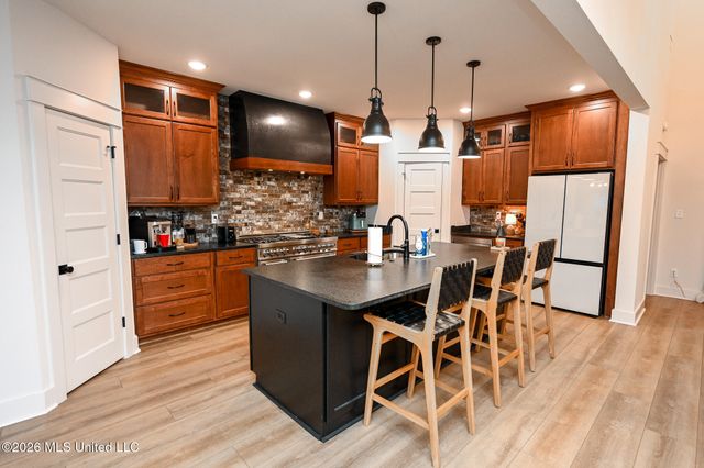190 Vinson Road, Hernando, MS 38632