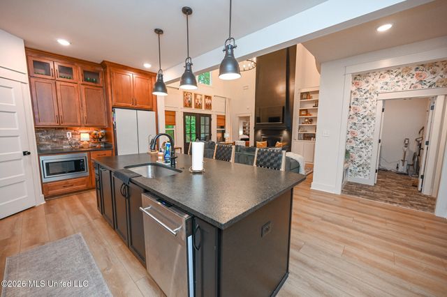 190 Vinson Road, Hernando, MS 38632