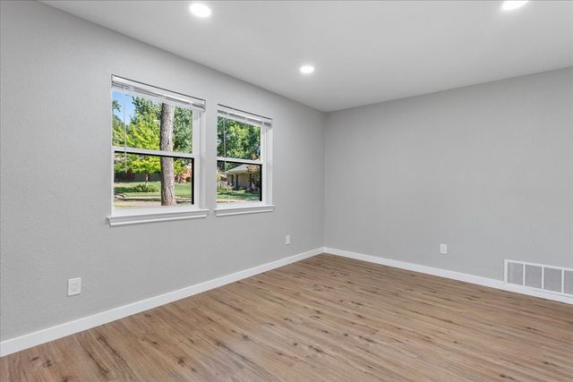 1815 Wellington Court, Arlington, TX 76013