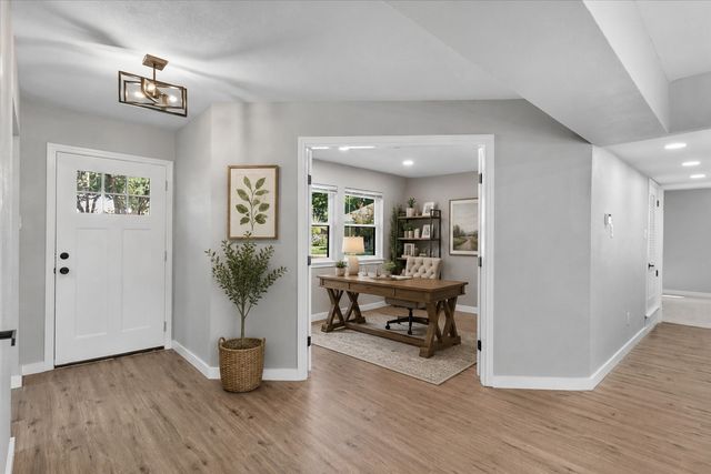 1815 Wellington Court, Arlington, TX 76013