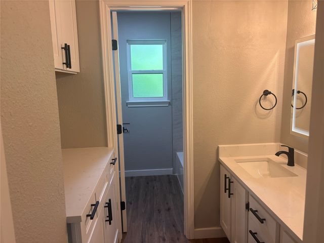 1815 Wellington Court, Arlington, TX 76013