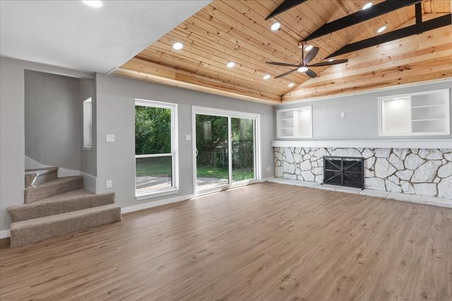 1815 Wellington Court, Arlington, TX 76013